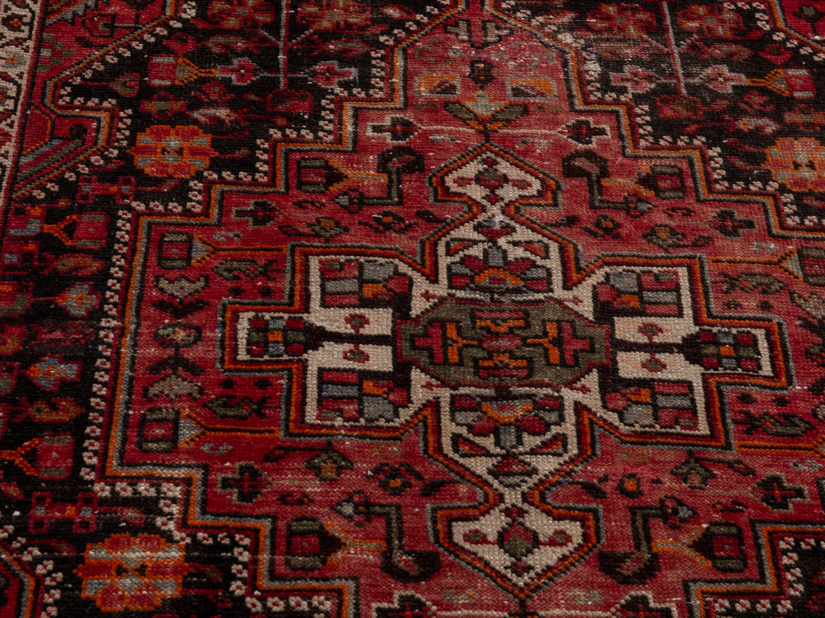 5540, Persian Hamadan Area Rug