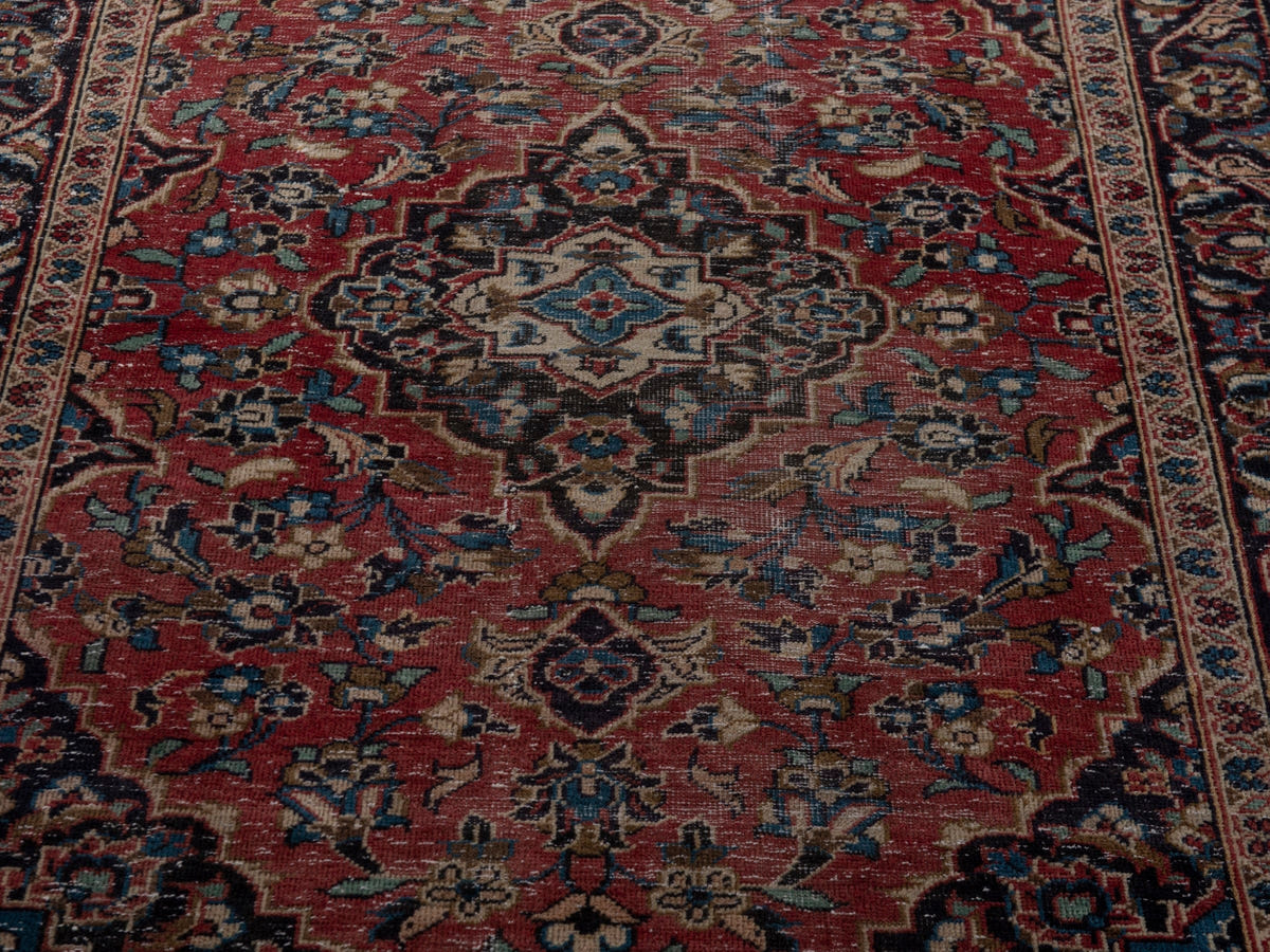 5544, Persian Kashan Area Rug