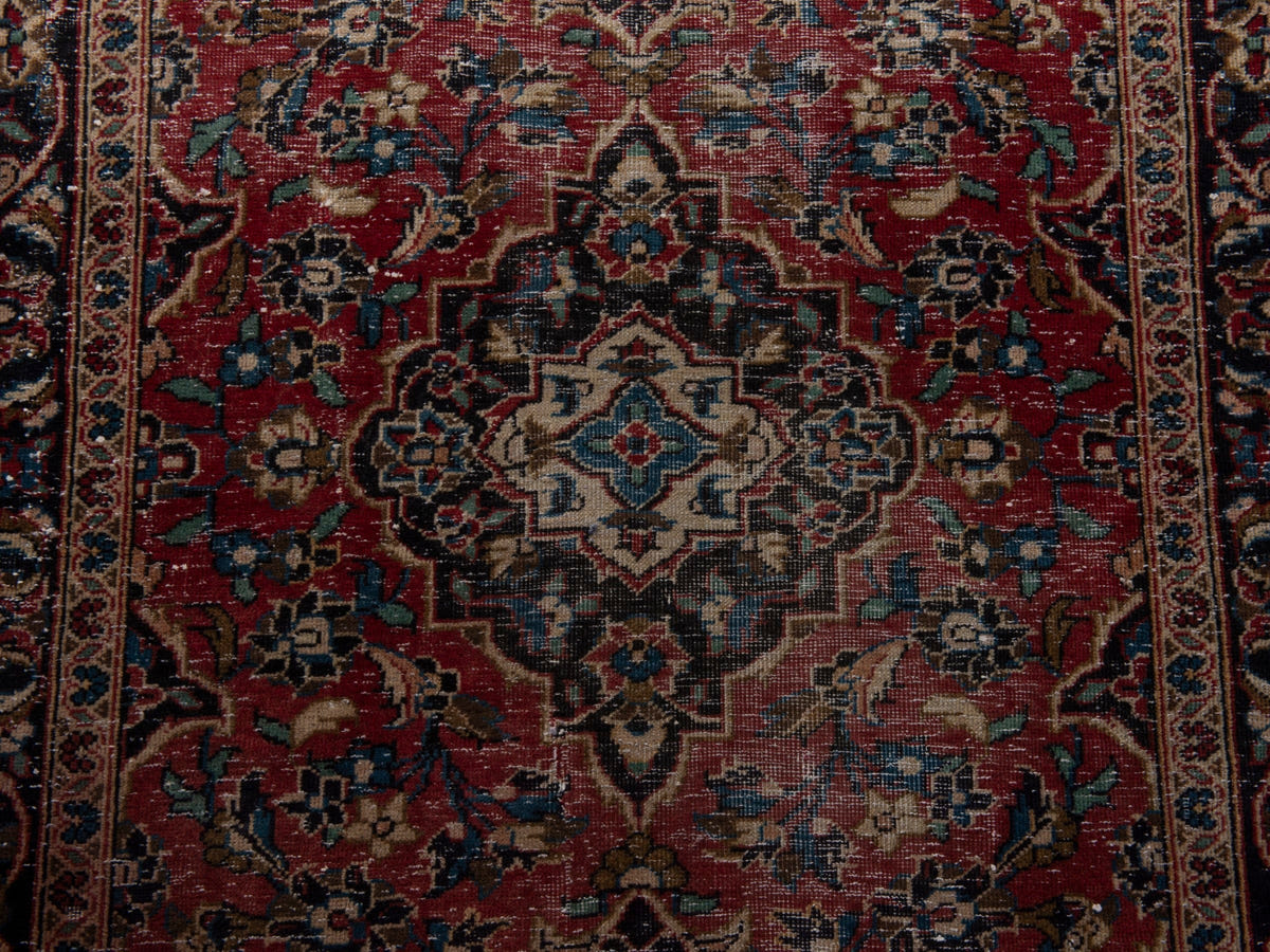 5544, Persian Kashan Area Rug