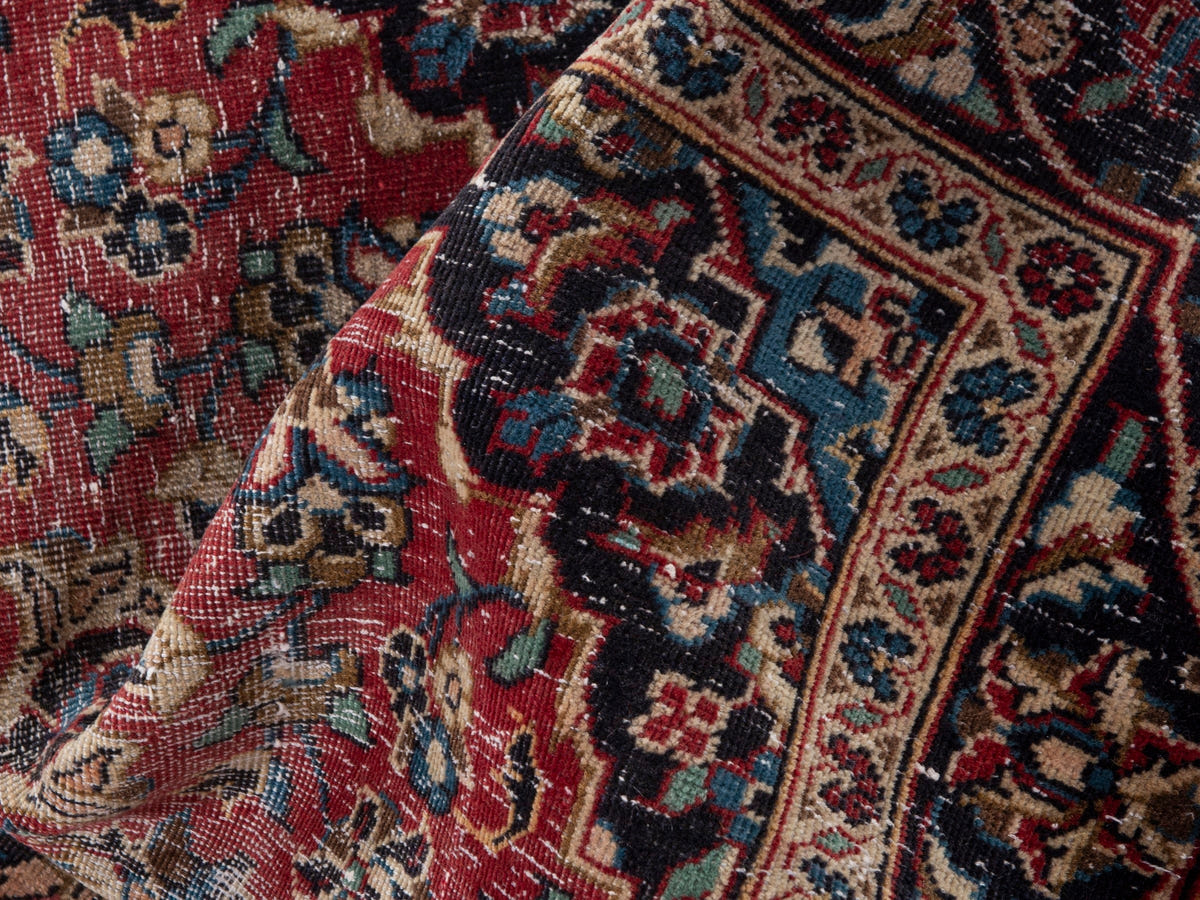5544, Persian Kashan Area Rug