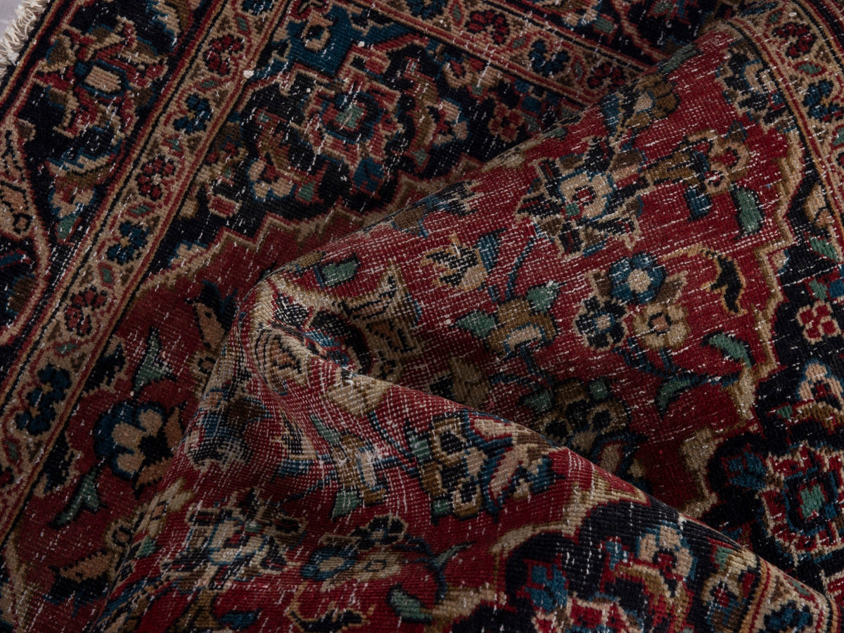 5544, Persian Kashan Area Rug