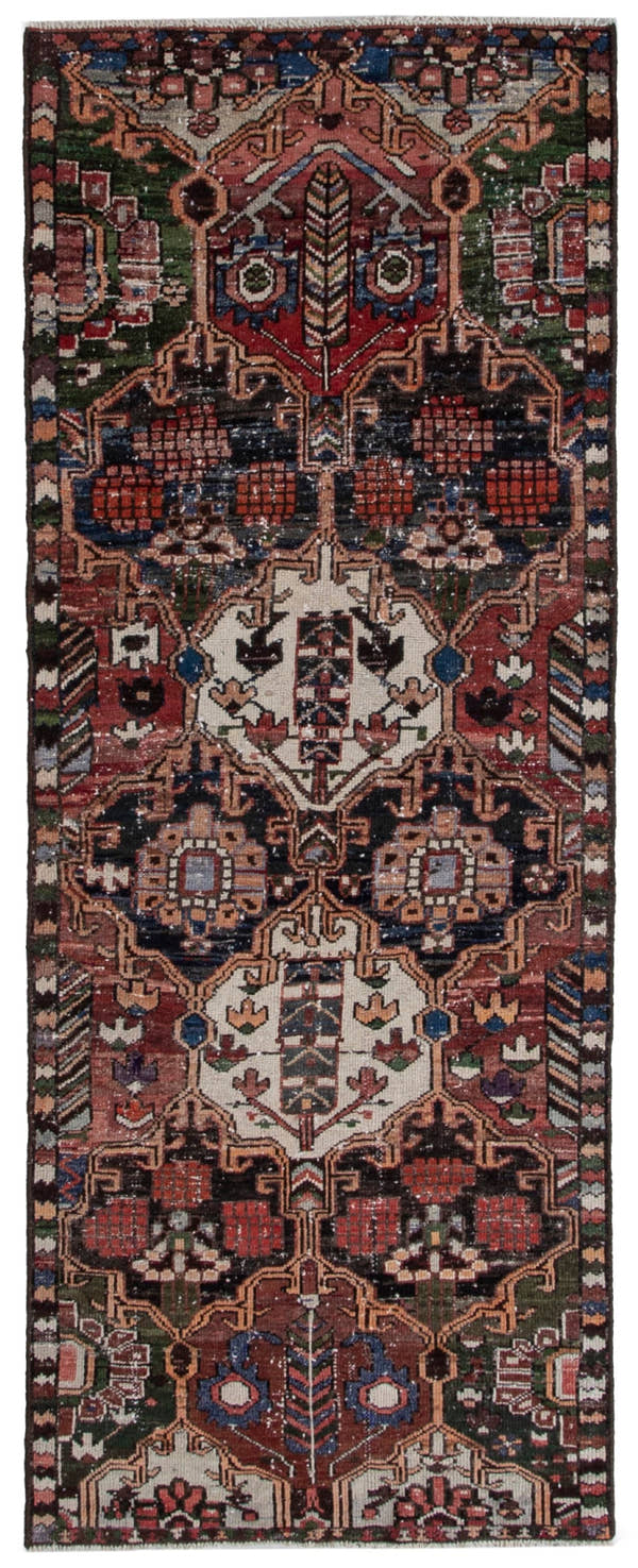 5549, Persian Bakhtiari Area Rug