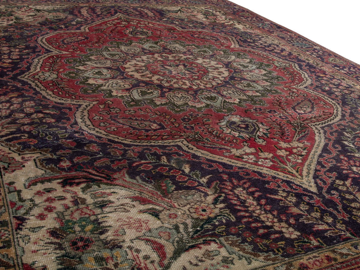 5557, Persian Tabriz Oversized Rug