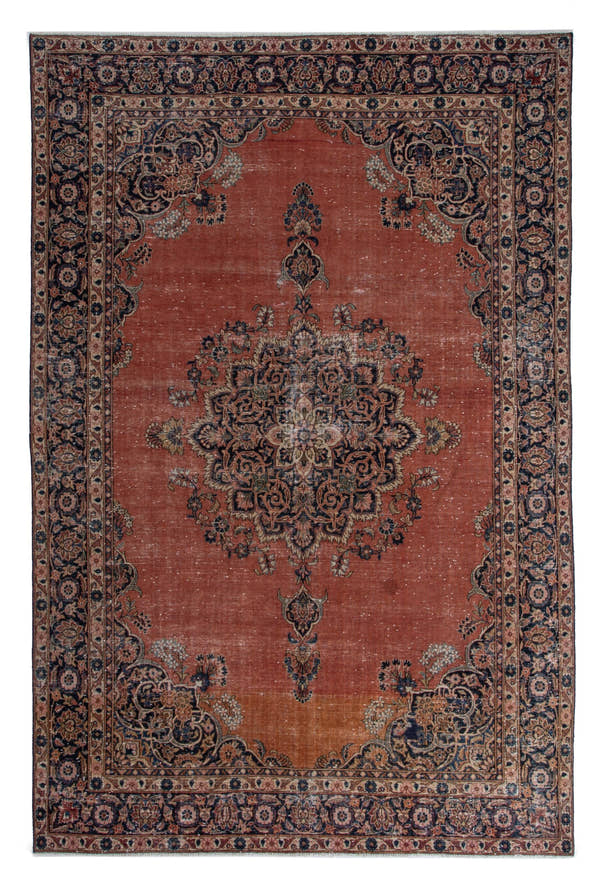 5558, Persian Kashan Oversized Rug