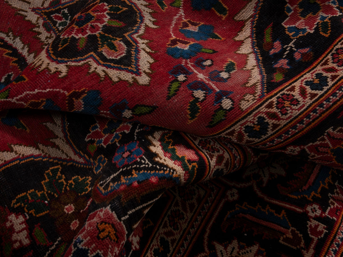 5560, Persian Kashan Oversized Rug