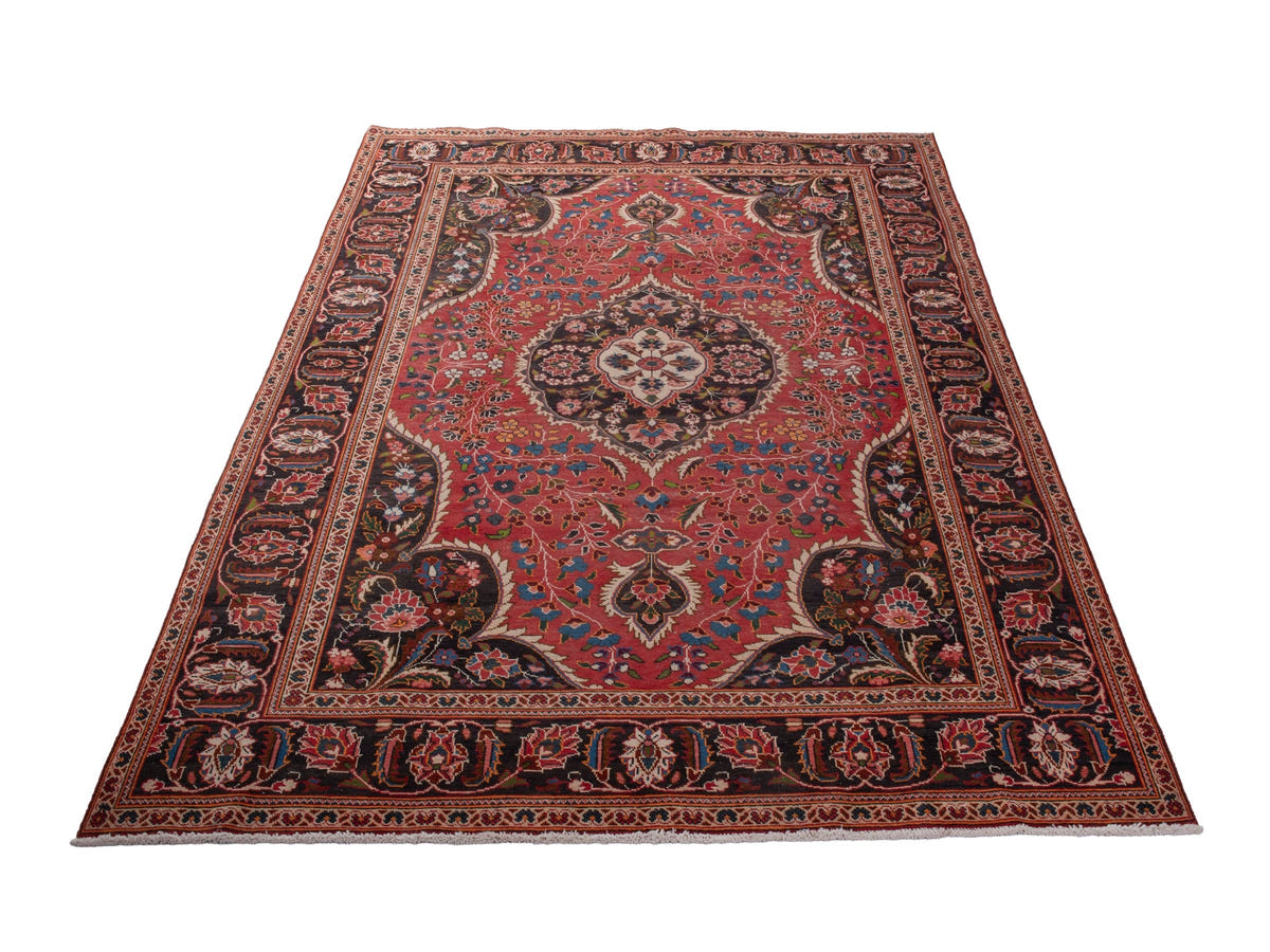 5560, Persian Kashan Oversized Rug