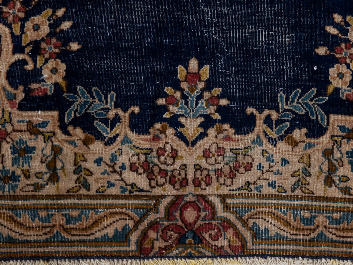 5561, Persian Kerman Area Rug