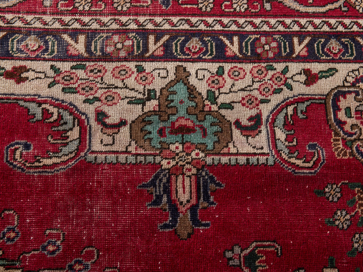 5569, Persian Tabriz Oversized Rug