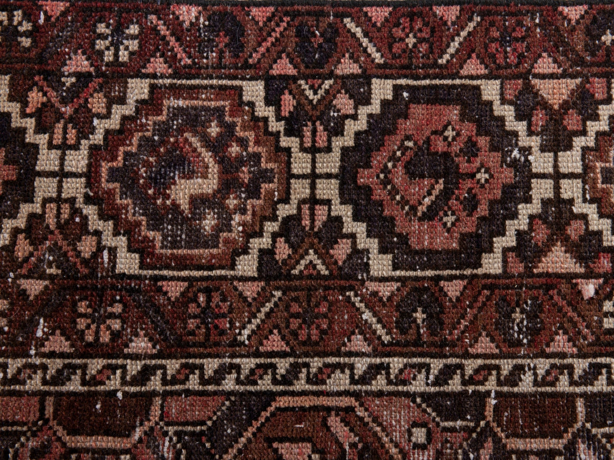 5570, Persian Bakhtiari Oversized Rug