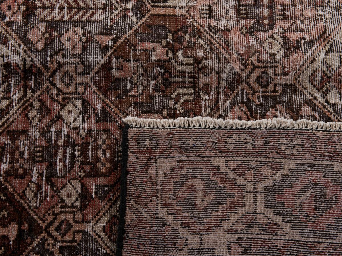 5570, Persian Bakhtiari Oversized Rug