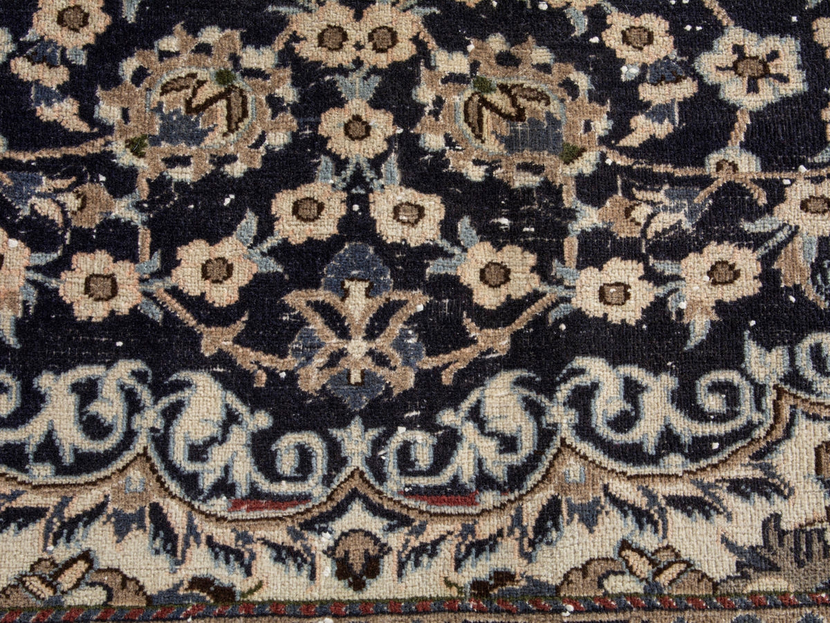 5572, Persian Nain Oversized Rug