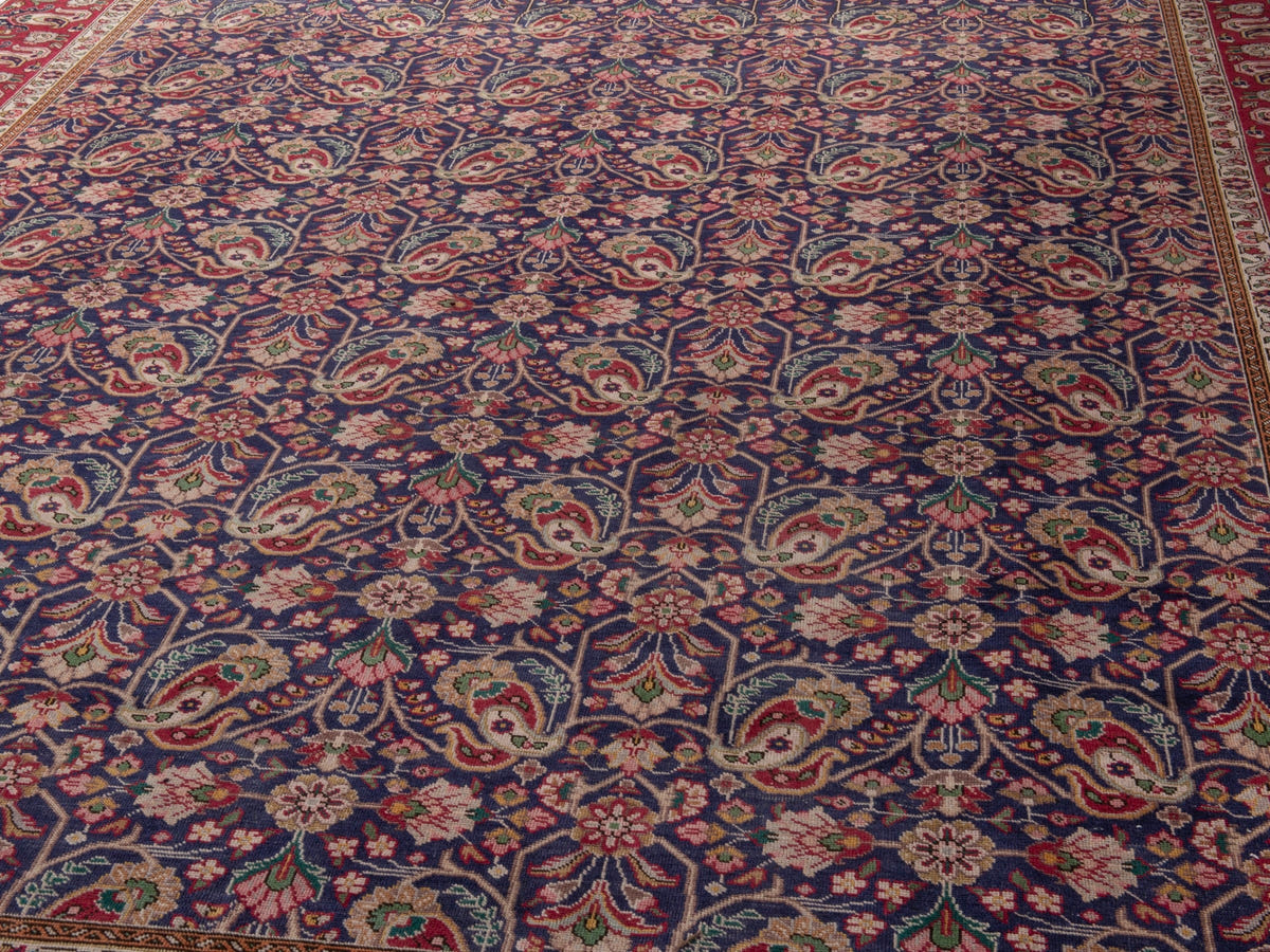 5578, Persian Tabriz Oversized Rug