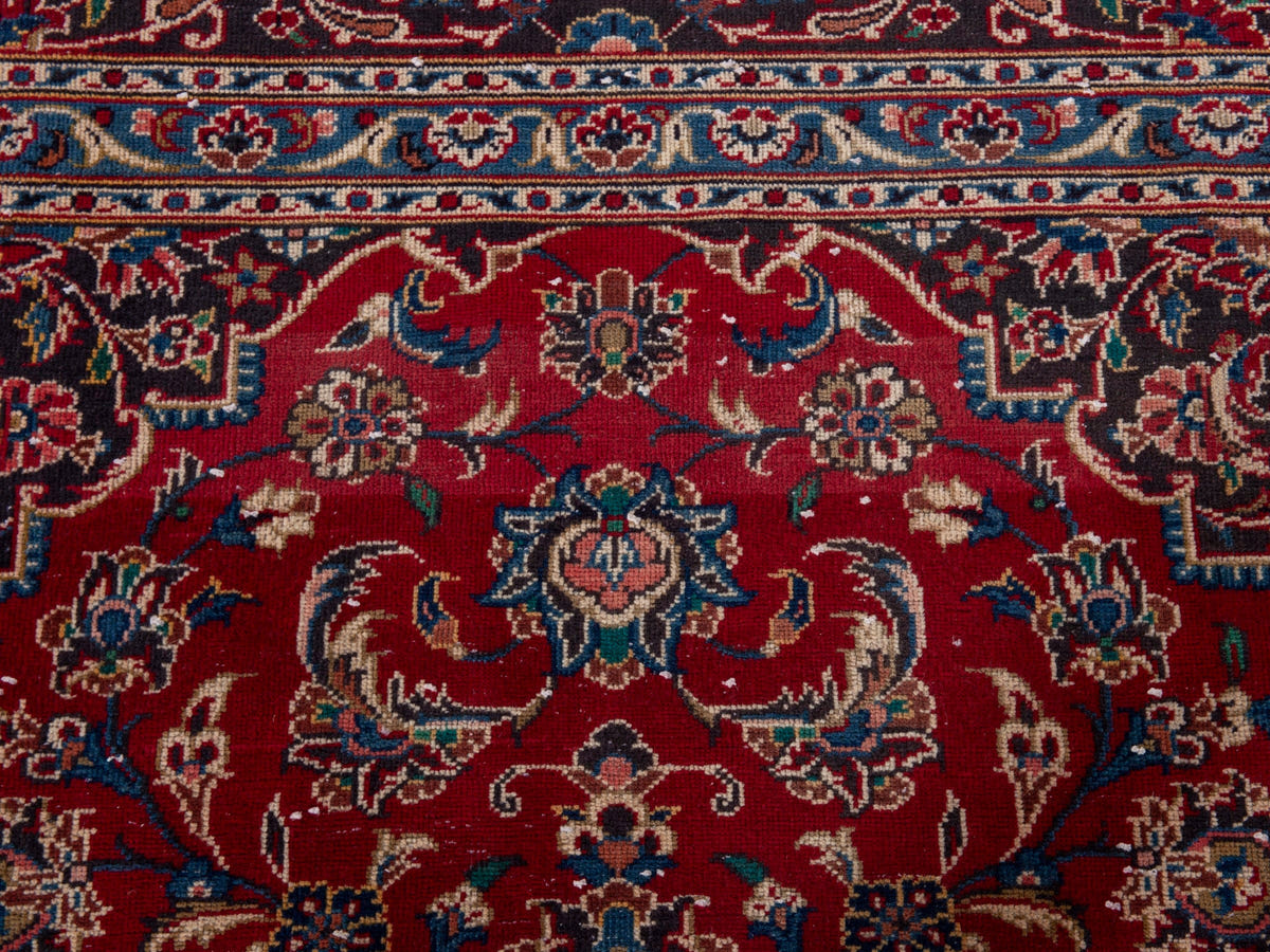 5581, Persian Kashan Oversized Rug