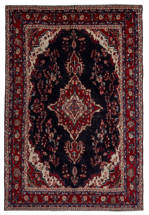 5588, Persian Hamadan Oversized Rug