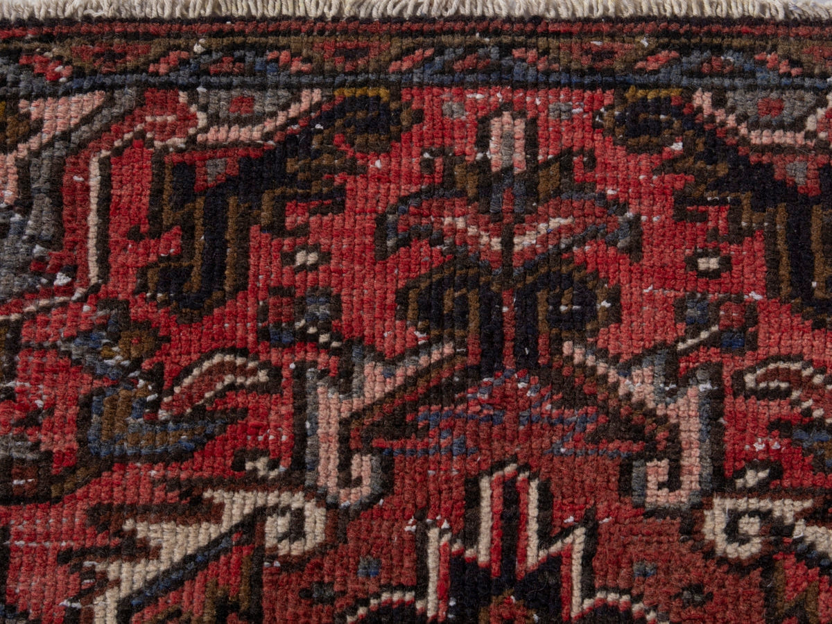 5595, Persian Heriz Area Rug