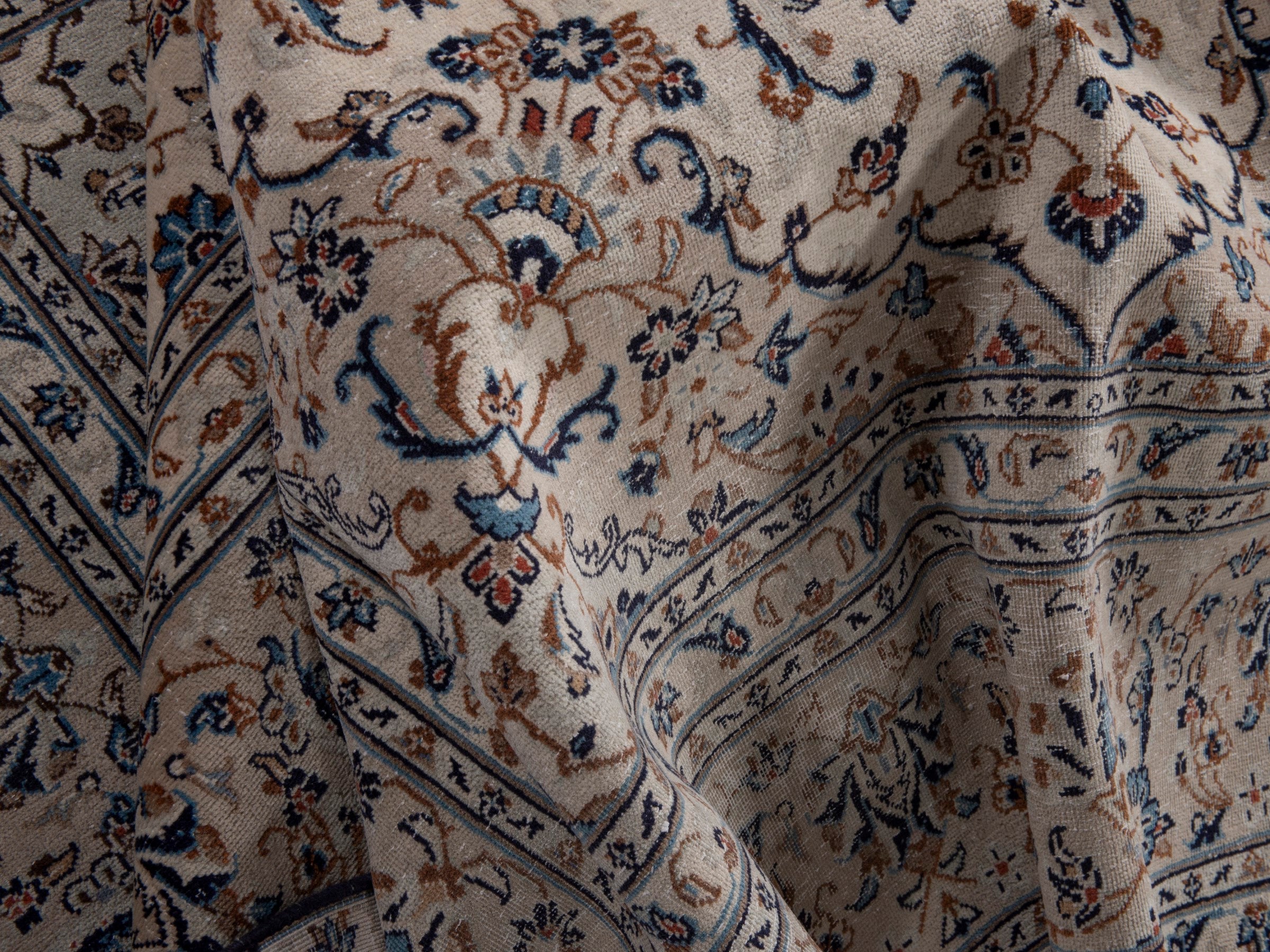 Persian Kashan area rug in ivory and dusty rose, view 18 of 19