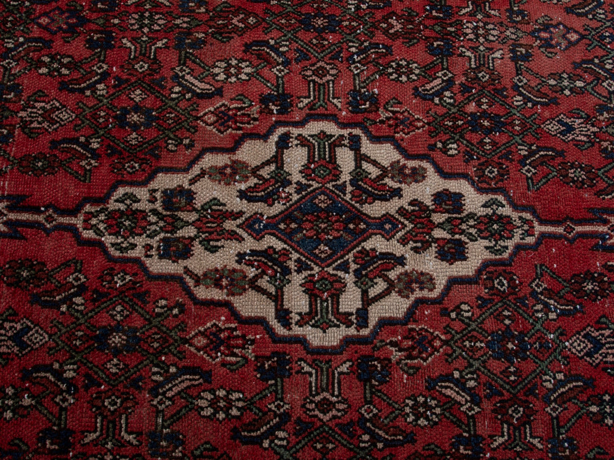 5608, Persian Hamadan Oversized Rug