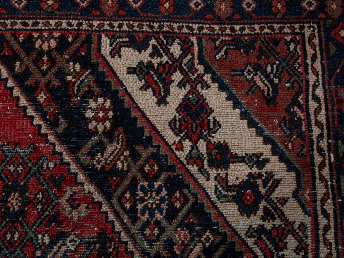 5608, Persian Hamadan Oversized Rug