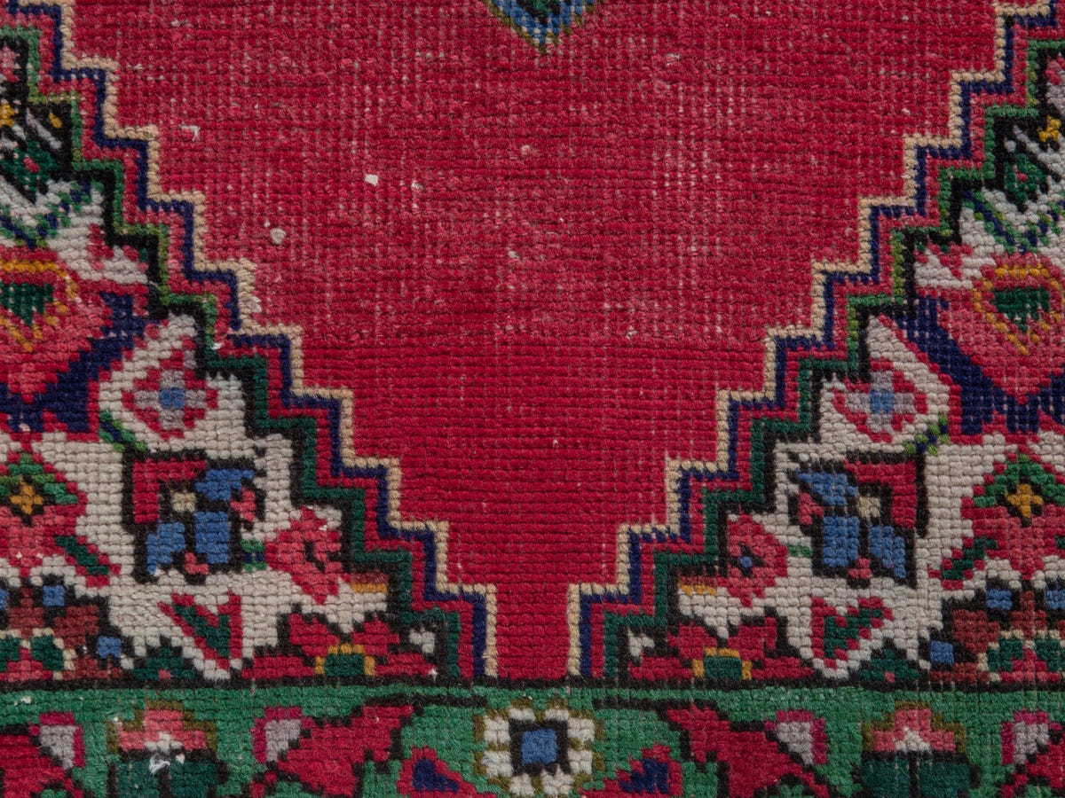 5698, Persian Tabriz Area Rug