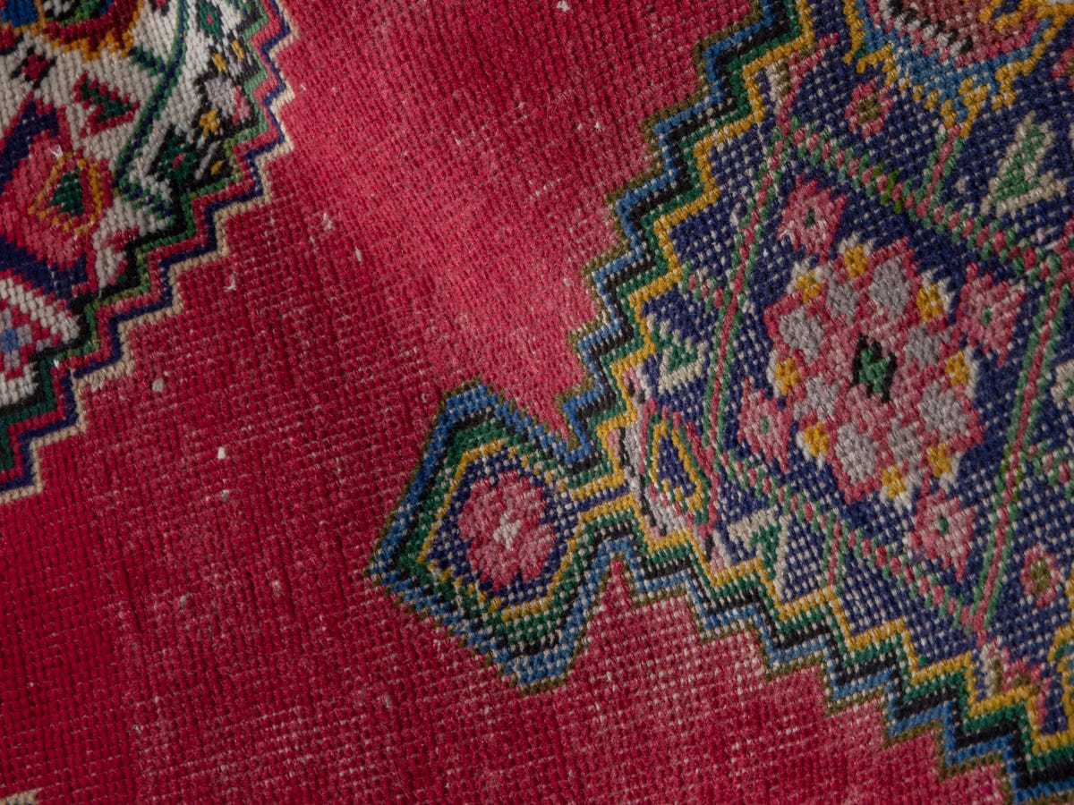 5698, Persian Tabriz Area Rug