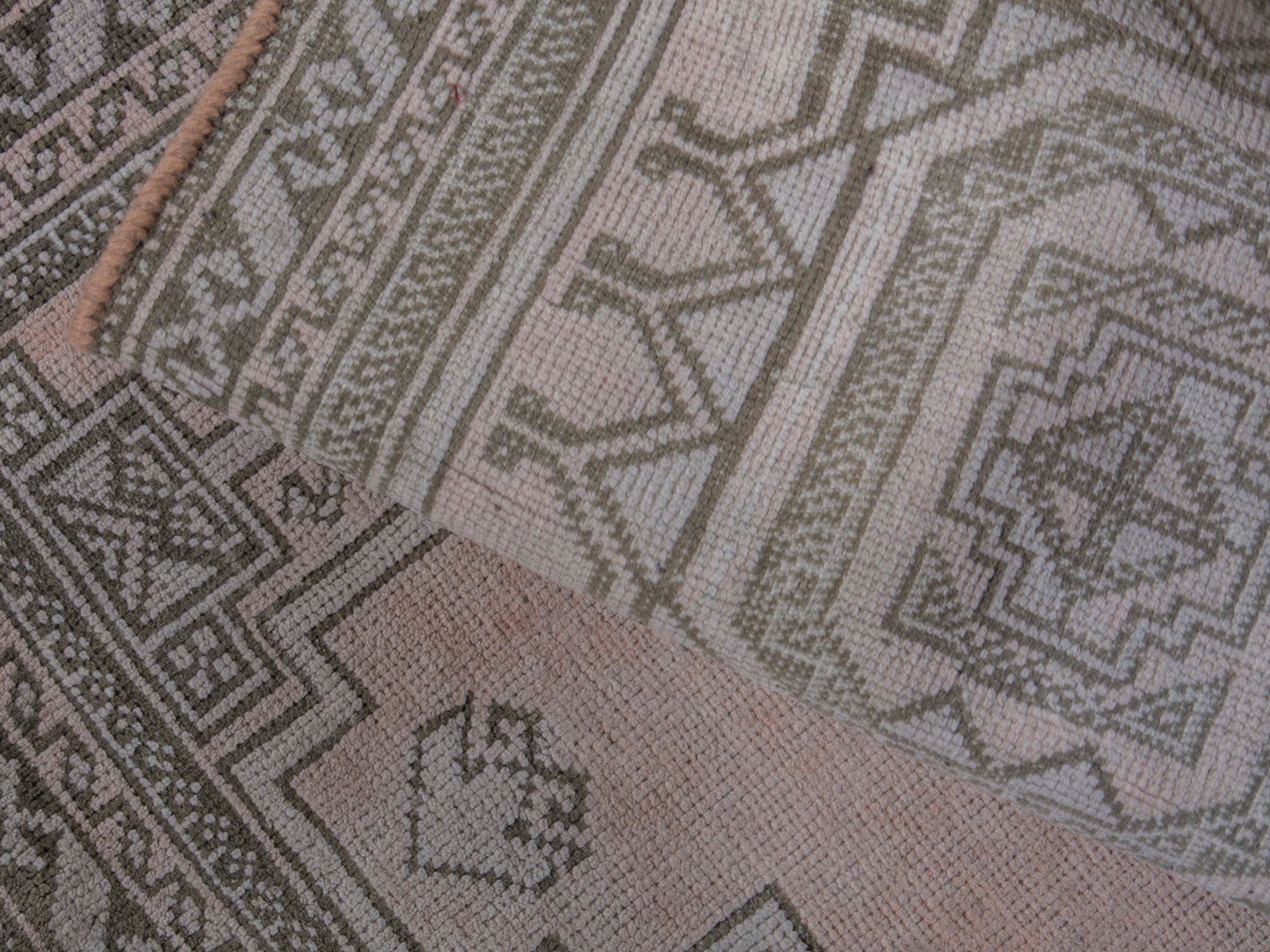 Persian Baluch accent rug in cream and greige, view 15 of 17