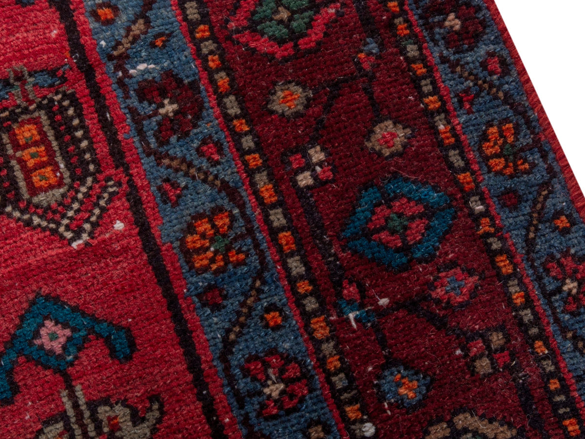 5710, Persian Hamadan Area Rug