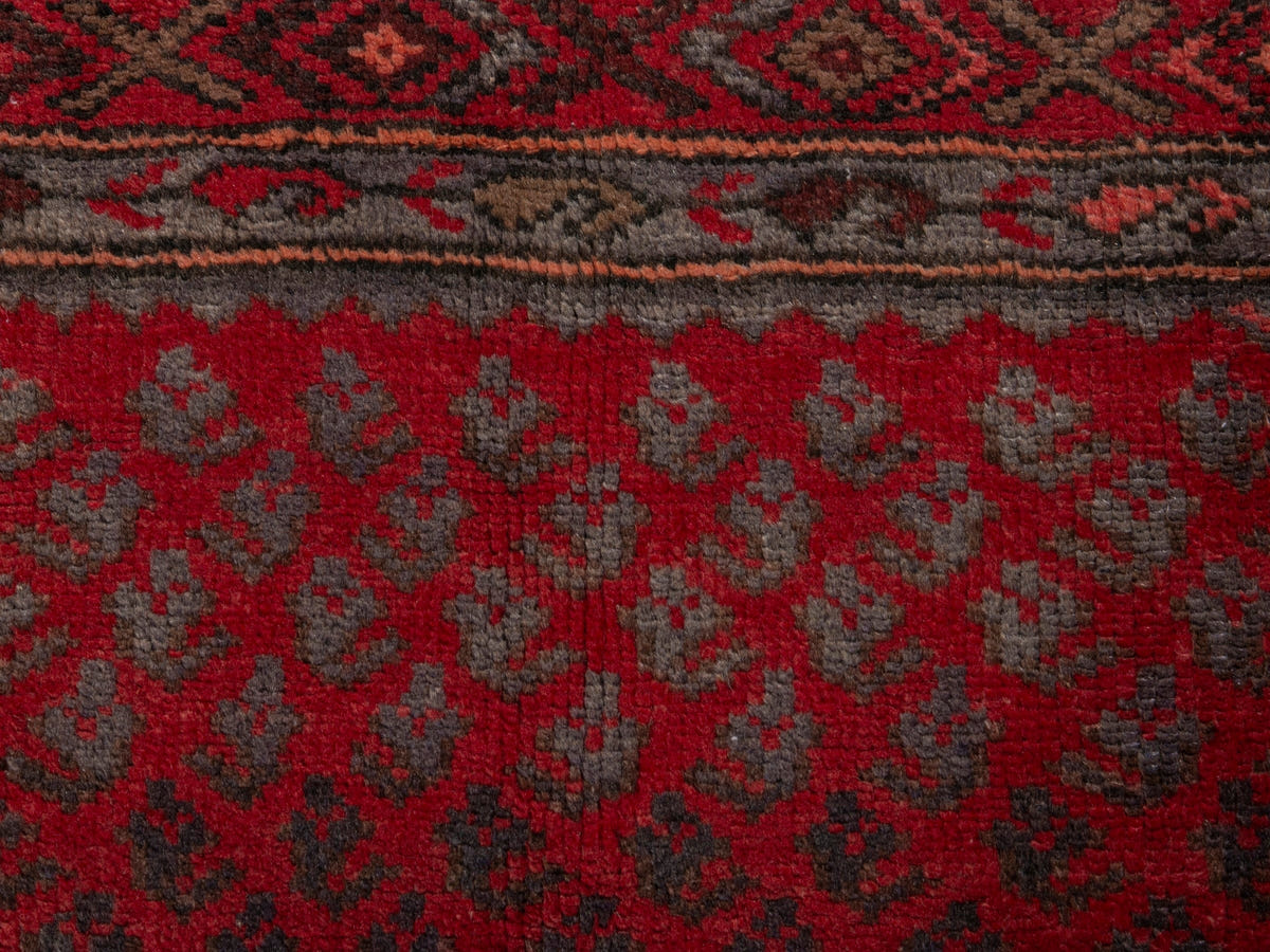 5714, Persian Zanjan Area Rug