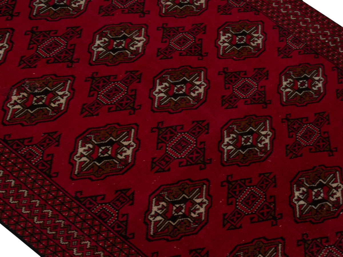5727, Persian Torkaman Area Rug