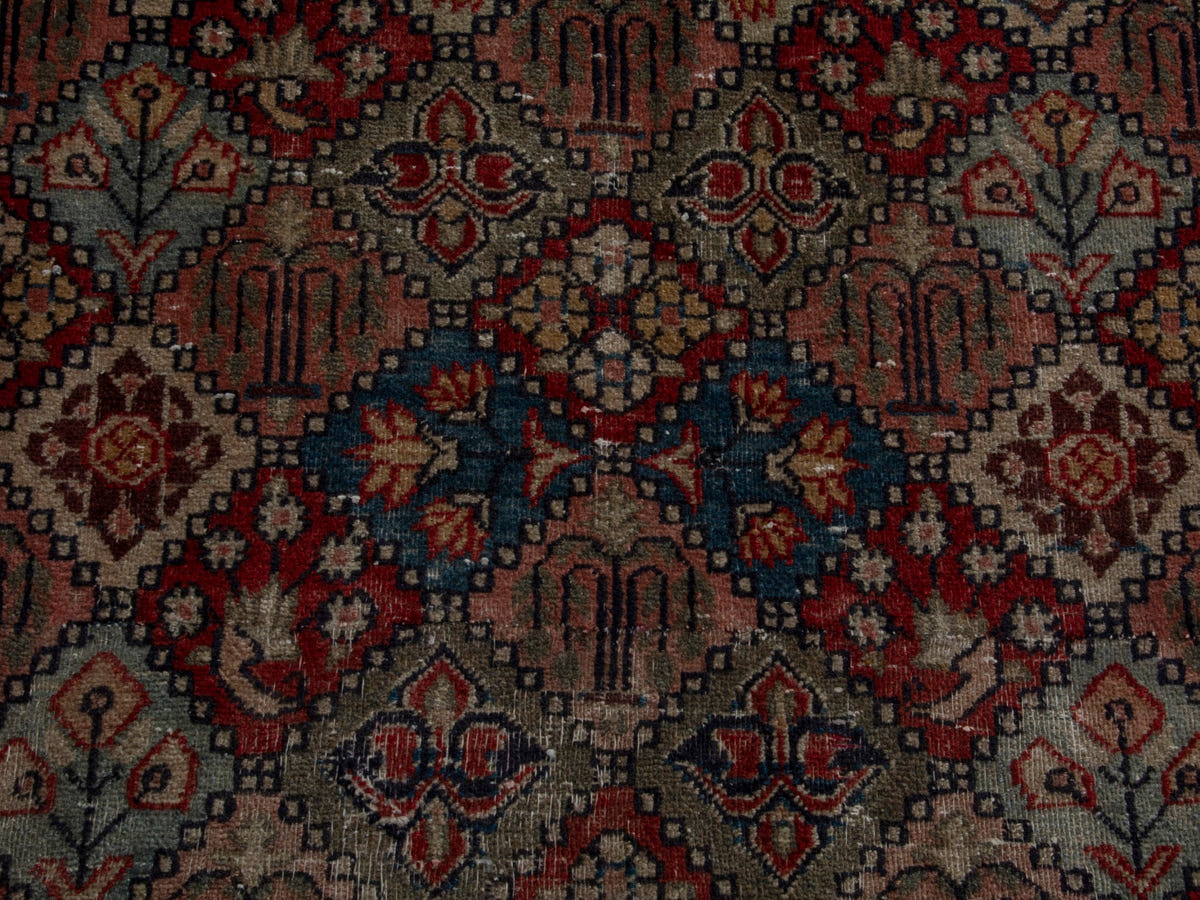5734, Persian Kashan Area Rug
