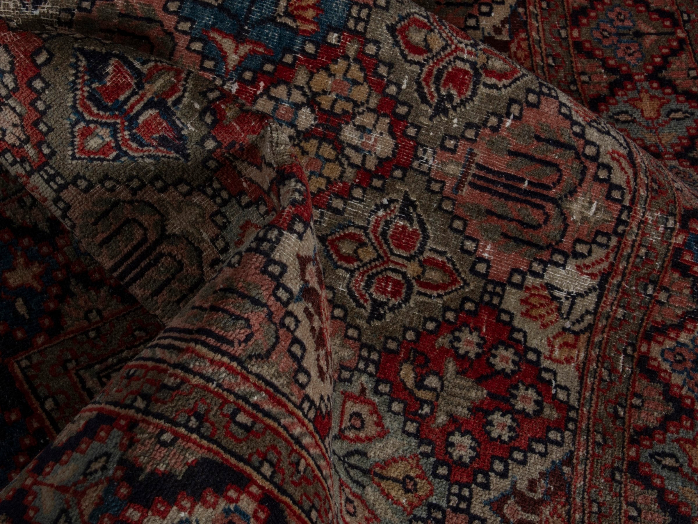 Persian Kashan accent rug in cream and rust, view 16 of 17