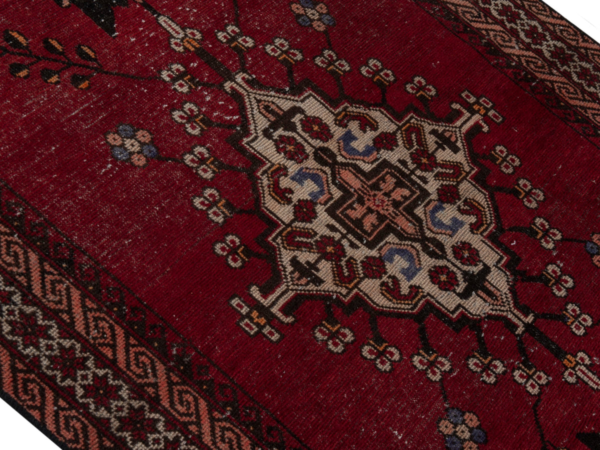 5736, Persian Ferdos Area Rug