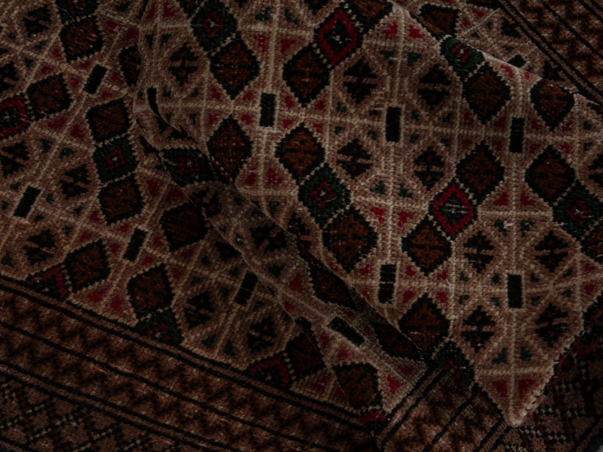 5748, Persian Torkaman Area Rug