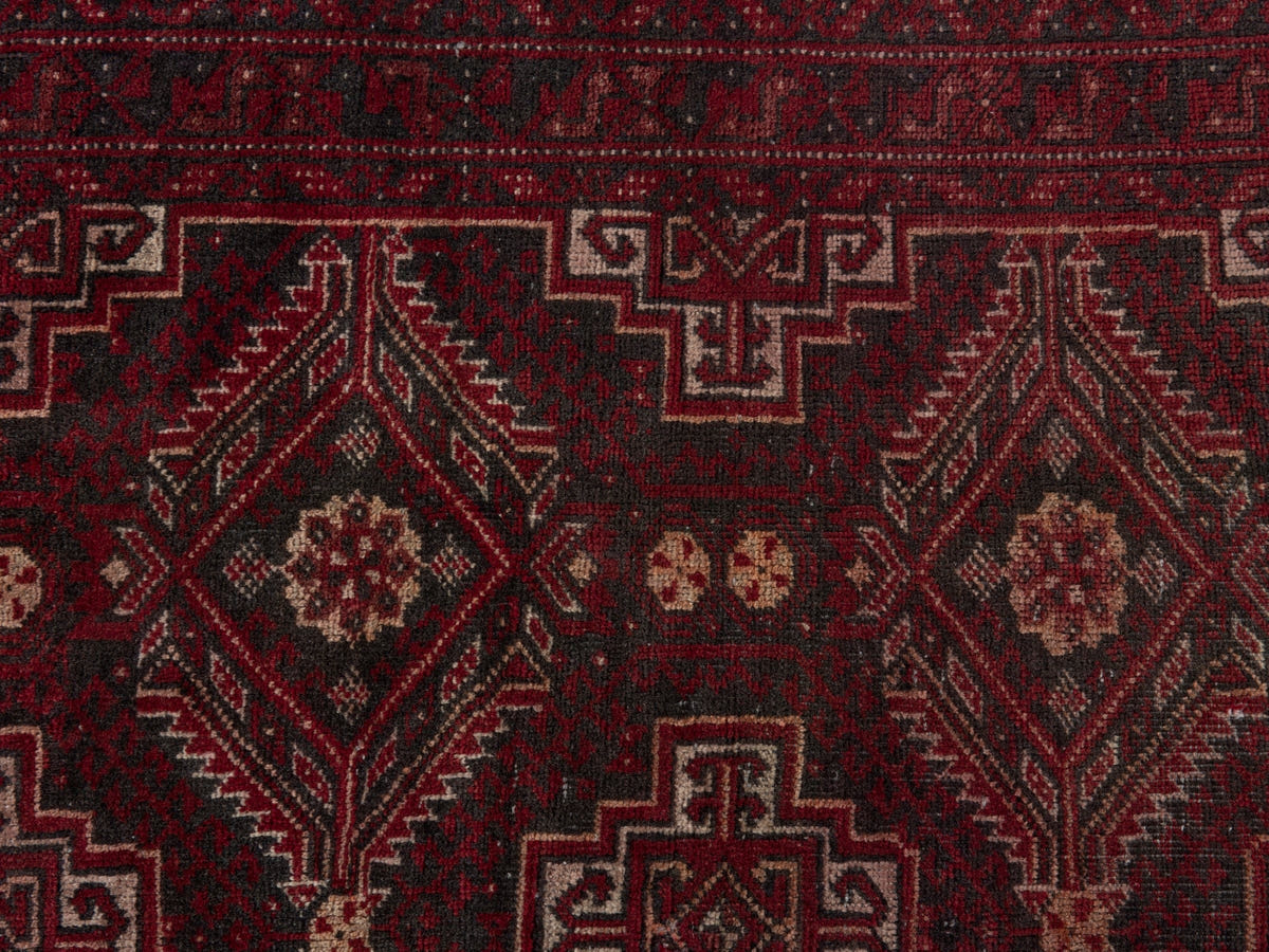 5750, Persian Baluch Area Rug