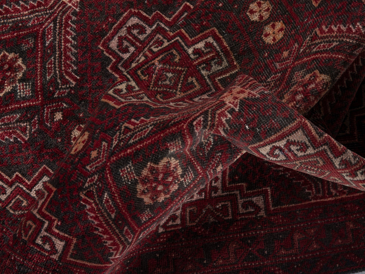 5750, Persian Baluch Area Rug