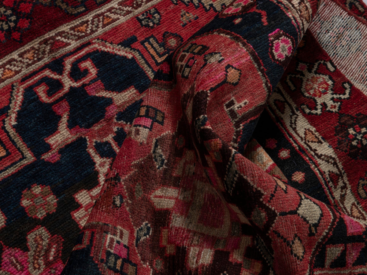 5752, Persian Borujerd Area Rug
