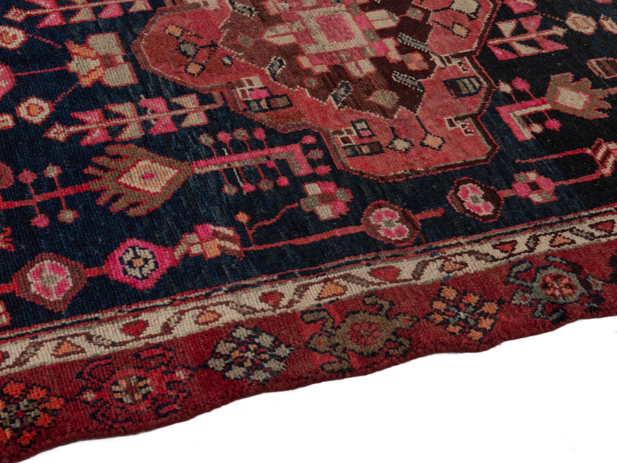 5752, Persian Borujerd Area Rug