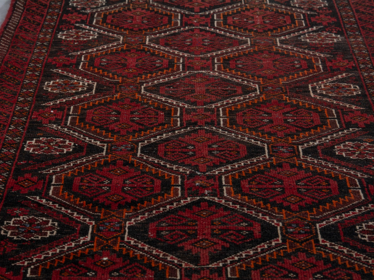 5754, Persian Baluch Mini Rug