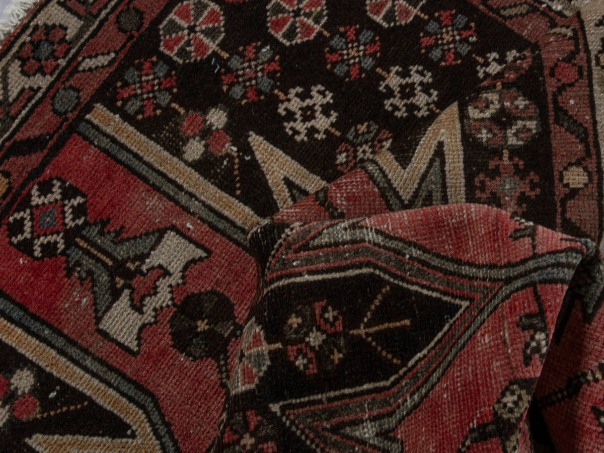 5756, Persian Saveh Area Rug