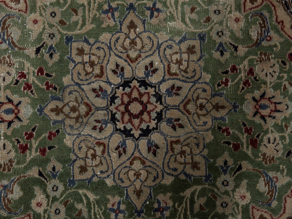 5783, Persian Nain Mini Rug