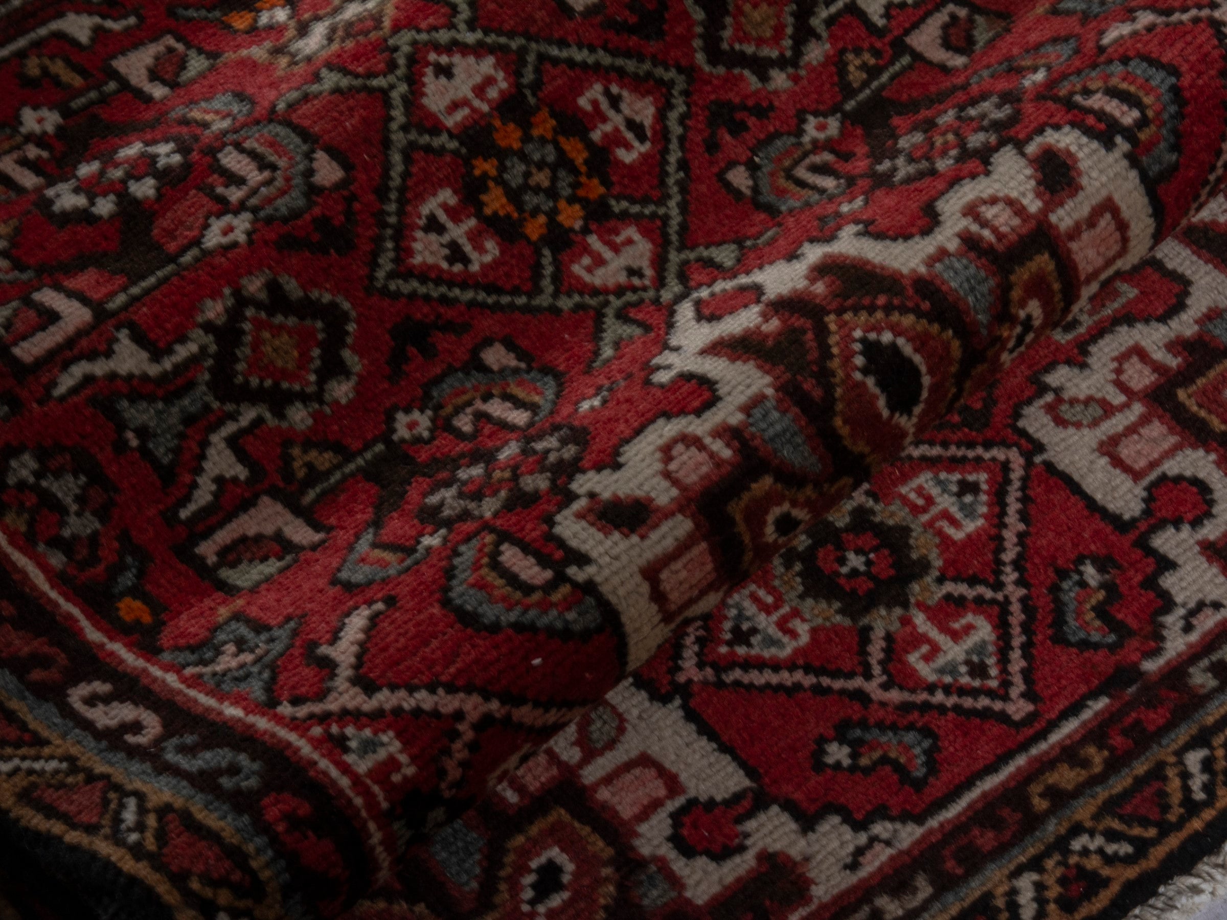 Persian Hamedan accent rug in deep red and cream, view 15 of 16