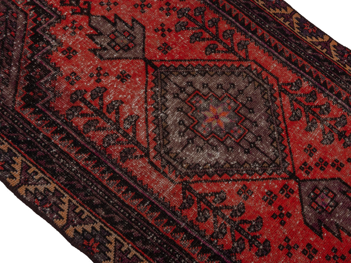 5788, Persian Zanjan Area Rug
