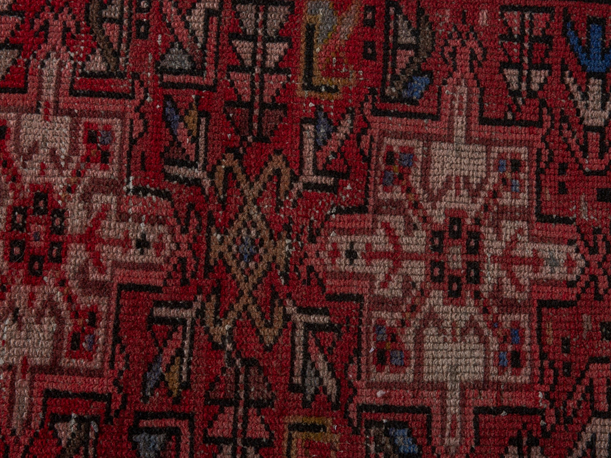 5800, Persian Gharajeh Runner Rug