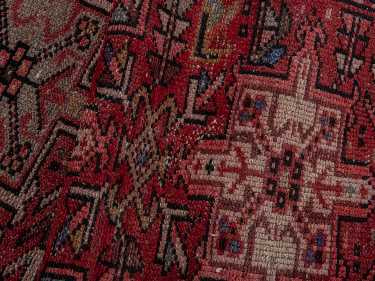 5800, Persian Gharajeh Runner Rug