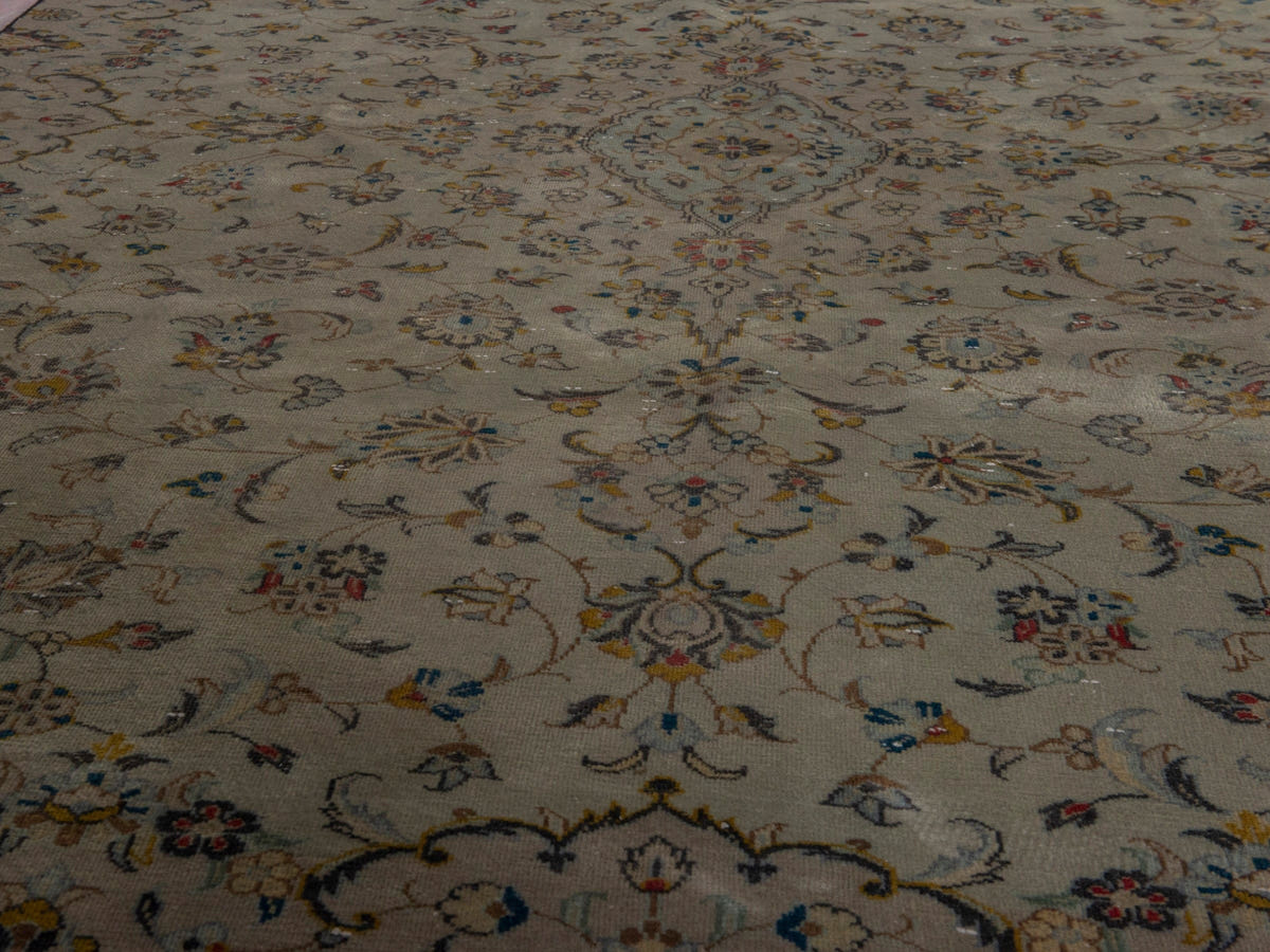 5803, Persian Kashan Area Rug
