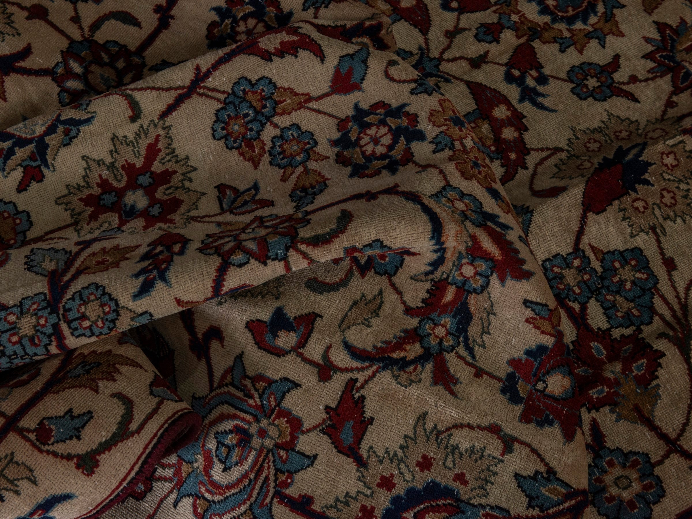 Persian Yazd area rug in cream and burgundy, view 17 of 20