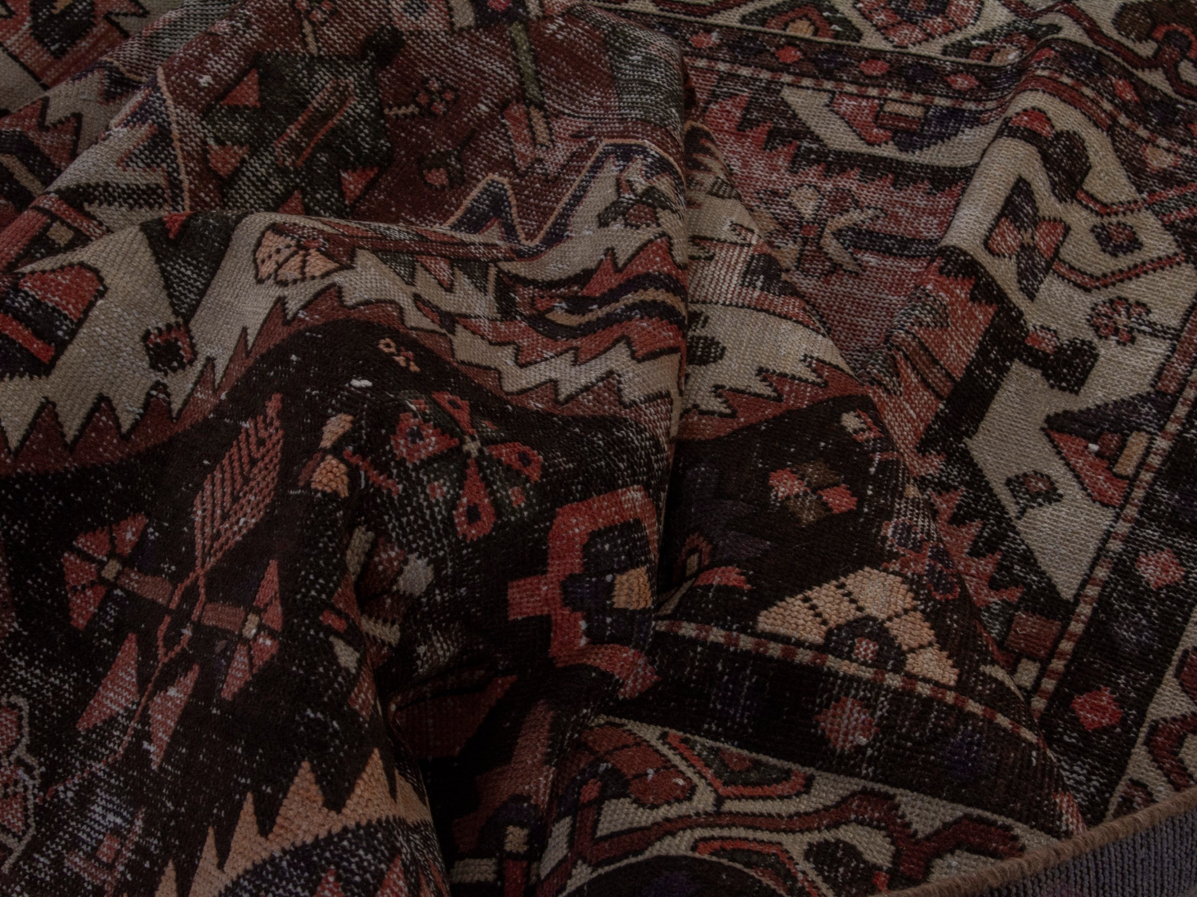 Persian Bakhtiari area rug in burgundy and cream, view 17 of 19