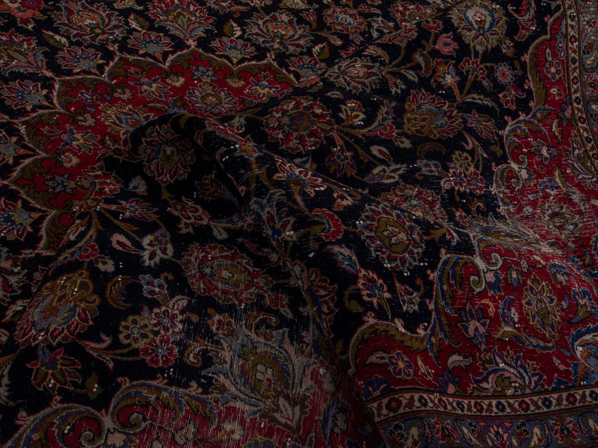 5810, Persian Kashan Oversized Rug