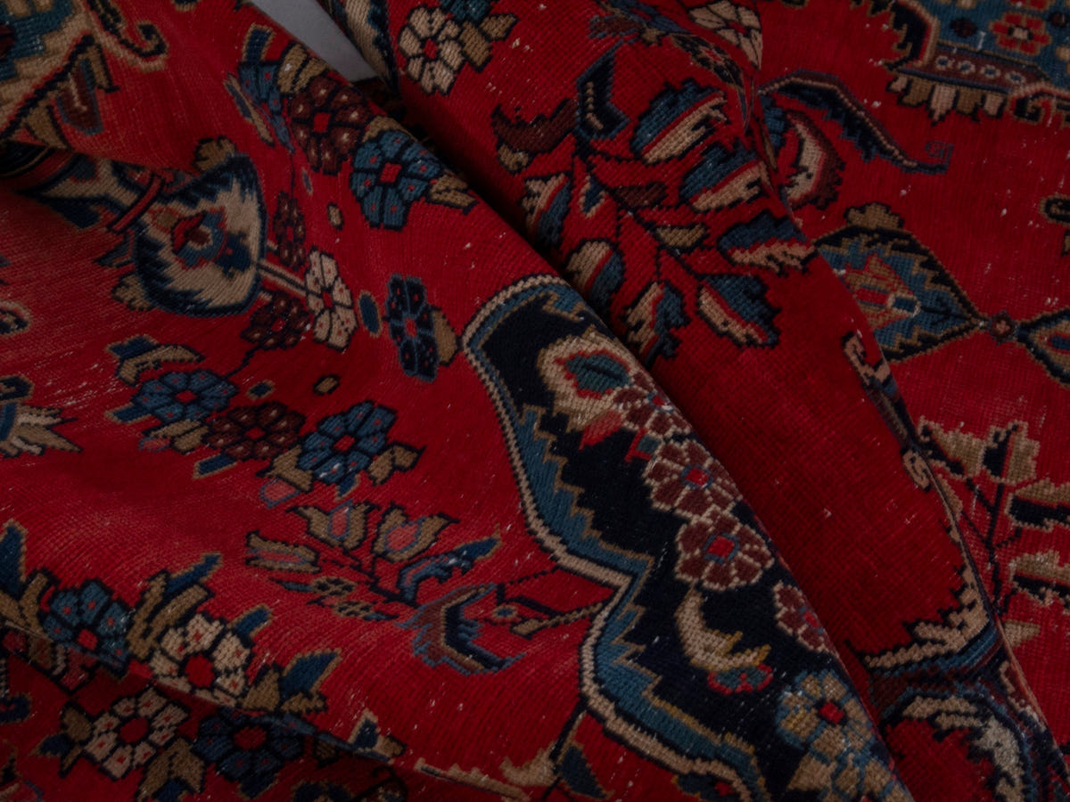 5824, Persian Vist Area Rug