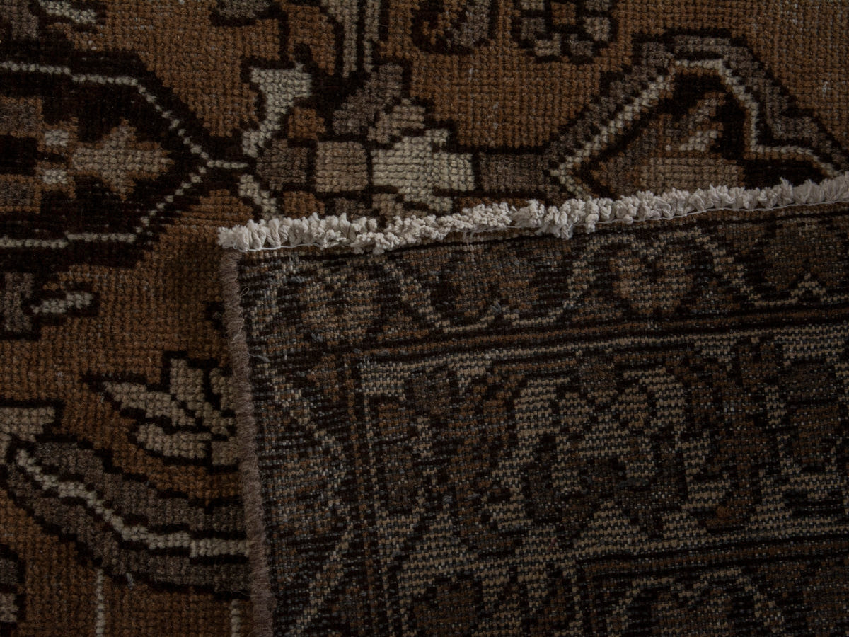 5837, Persian Ferdos Oversized Rug