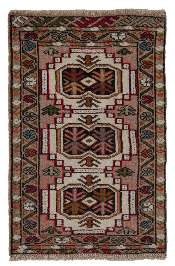 5856, Persian Torkaman Mini Rug